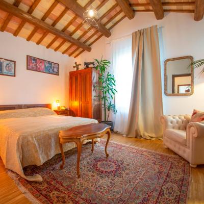 Casale Vincenzo Collecorvino Camera Matrimoniale B Ext 01 Car